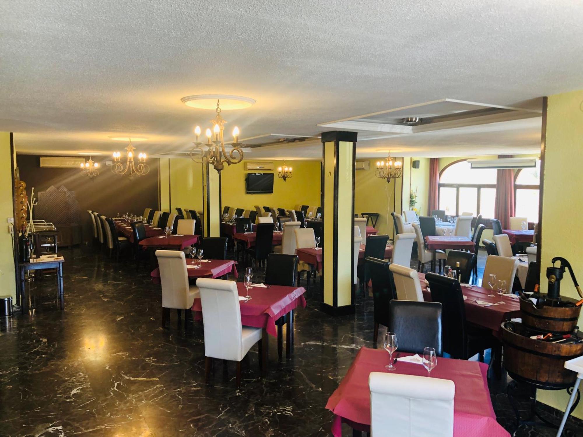 Hotel Puerta Nazari Orgiva Bagian luar foto