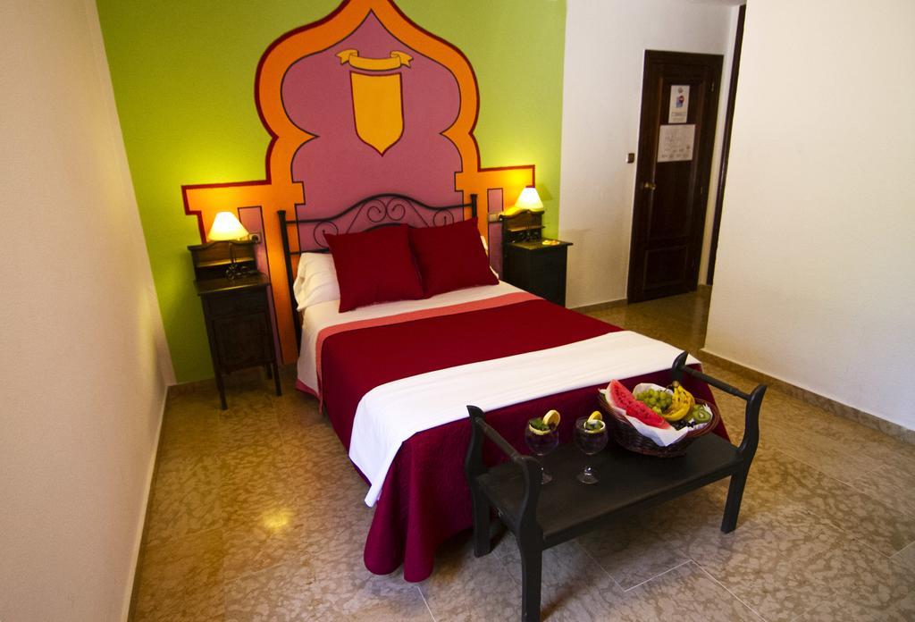 Hotel Puerta Nazari Orgiva Bagian luar foto