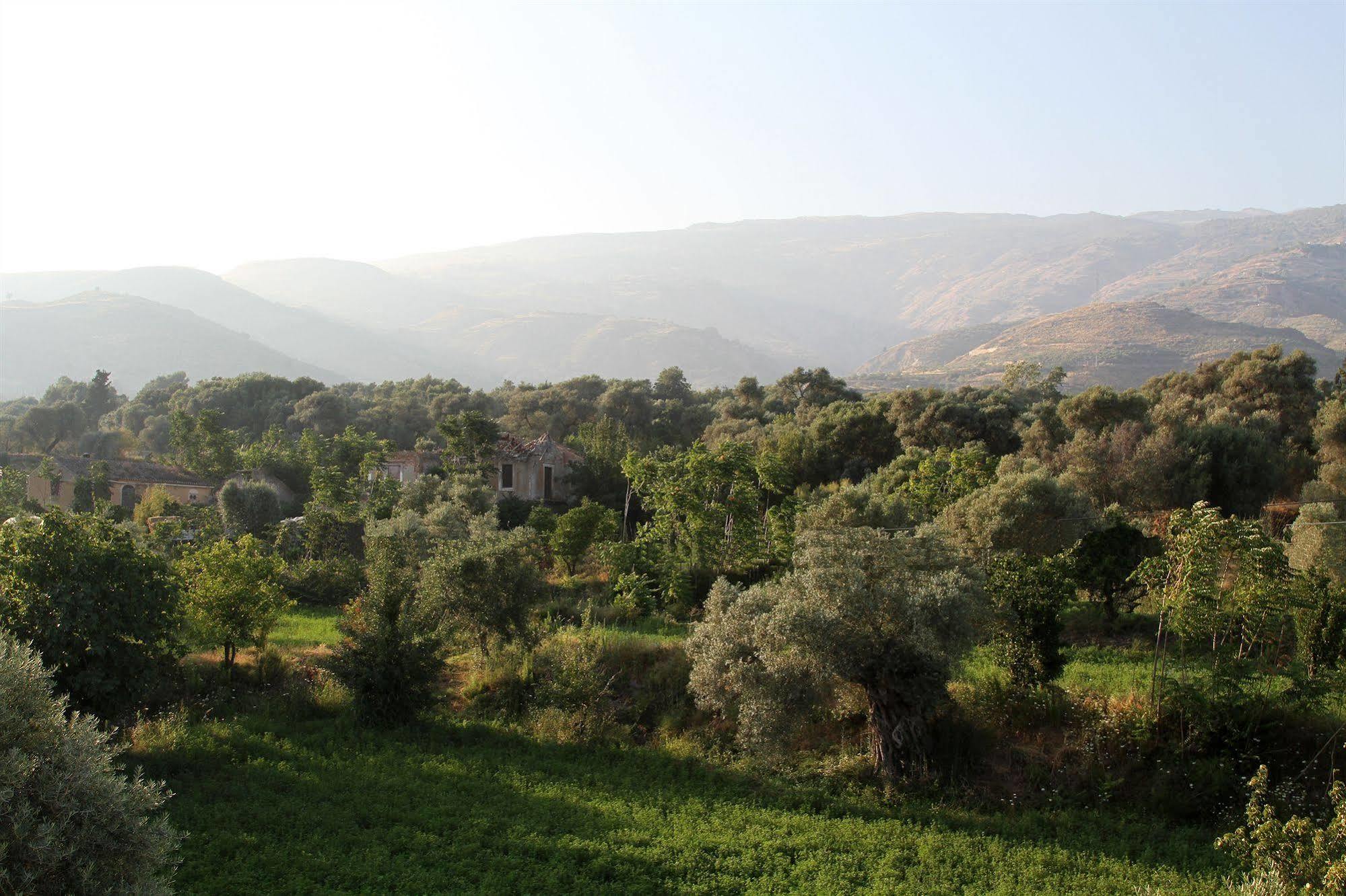 Hotel Puerta Nazari Orgiva Bagian luar foto