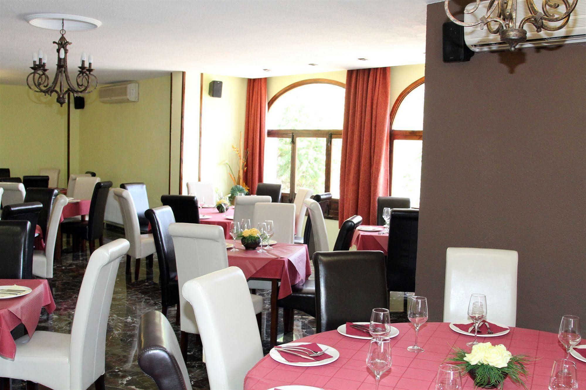Hotel Puerta Nazari Orgiva Bagian luar foto