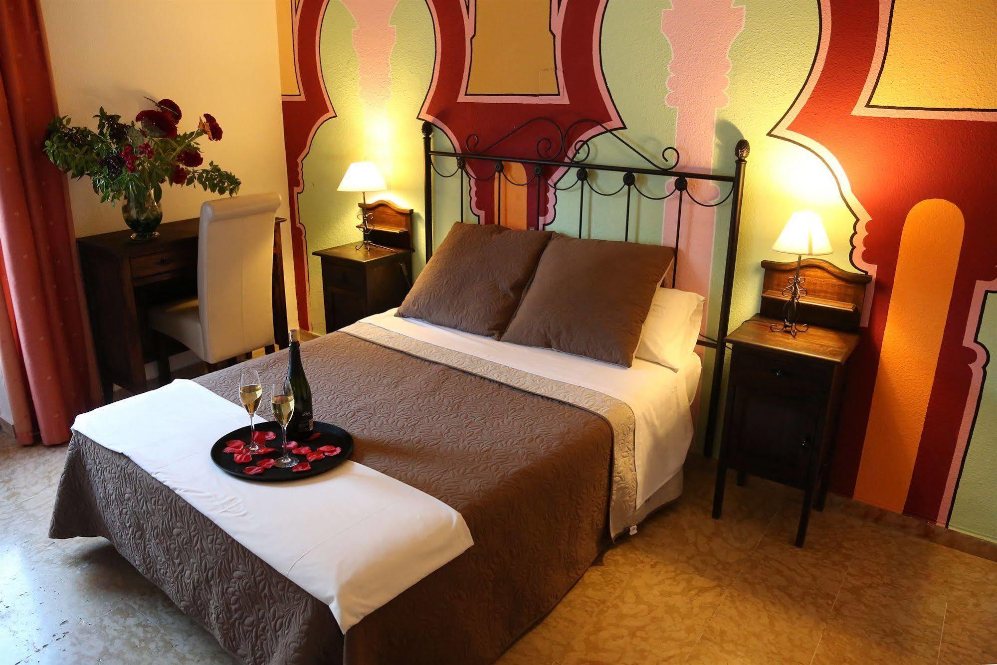 Hotel Puerta Nazari Orgiva Bagian luar foto