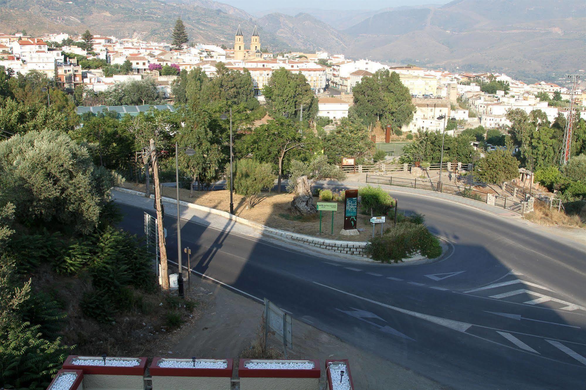 Hotel Puerta Nazari Orgiva Bagian luar foto